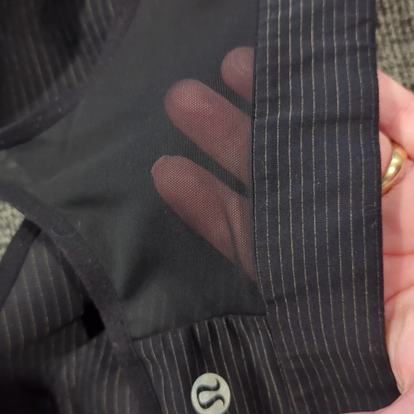 Lululemon Speed Up Bra Anti-Stink Black with gold stripe - Picture 10 of 10